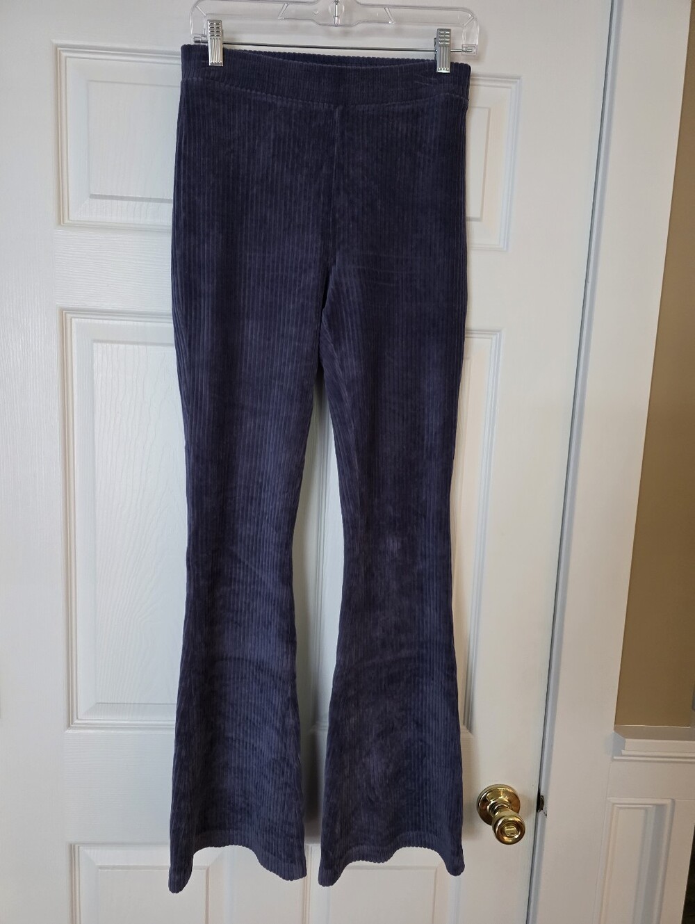 Womens Aerie Groove-On pants high-waisted, flared leg, Soft Ribbed Velour Medium